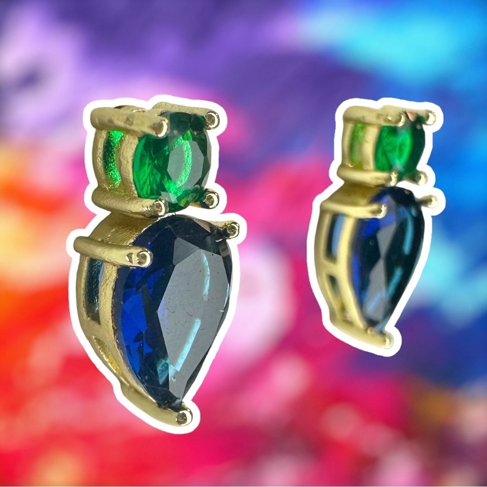 NEW Green & Blue Crystal CZ Goldtone Teardrop Stud Earrings - Picture 5 of 15